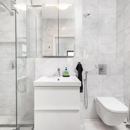 Orlowicza Modern Powisle * Varsovia